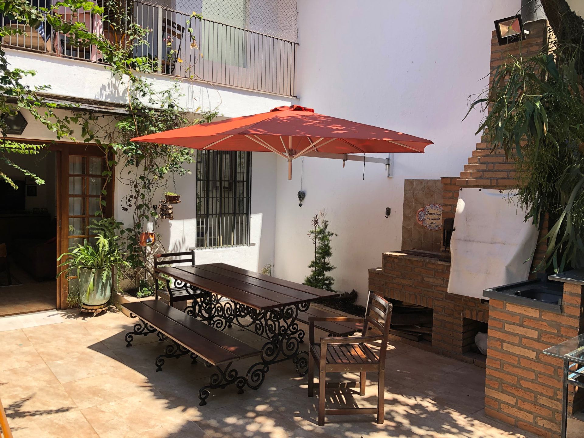 Ombrelone Wallflex Umbrosa — fixado em parede de varanda, corredor ou espaço reduzido — foto 4